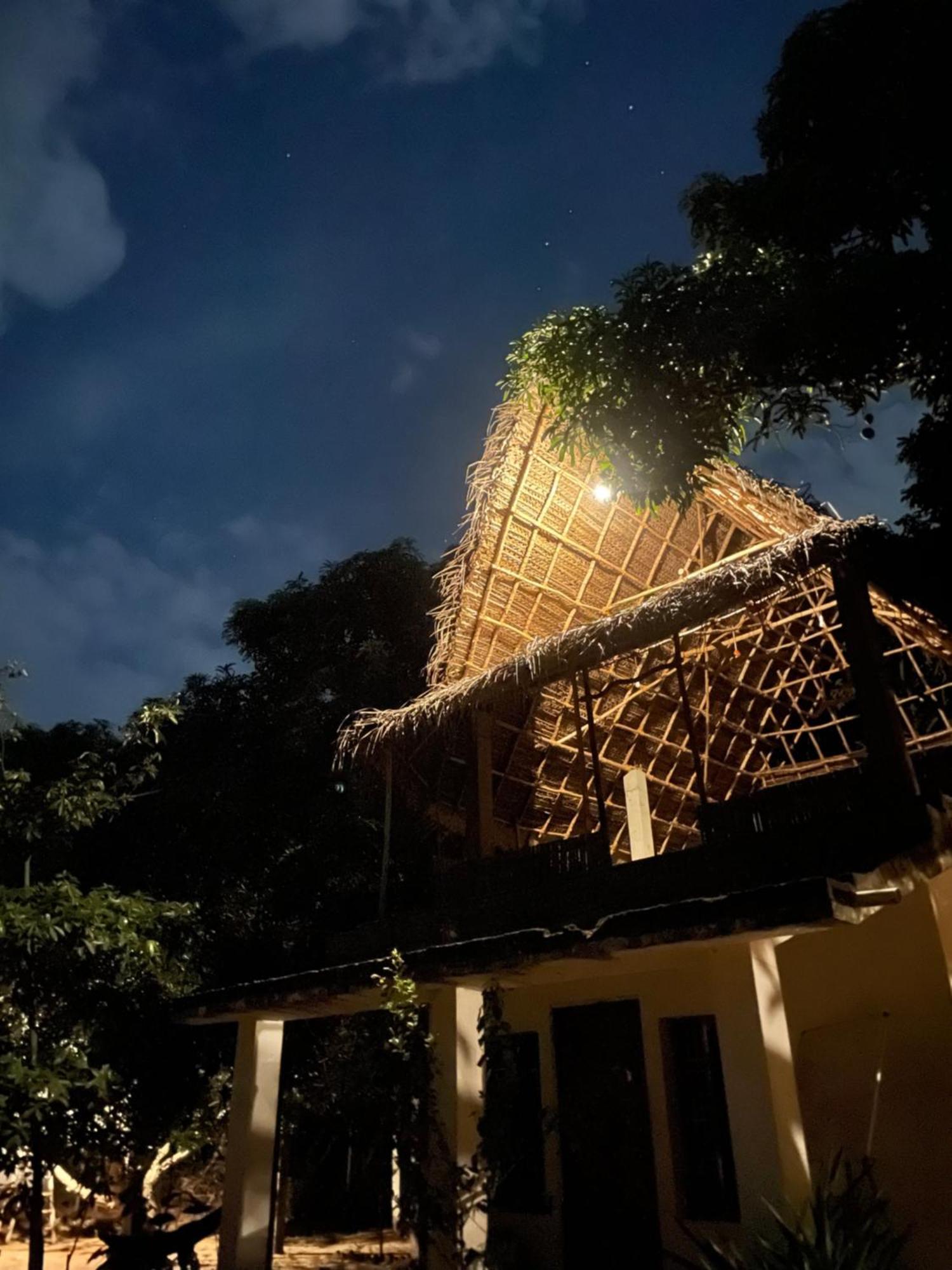 Art Forest Puducherry Eksteriør billede